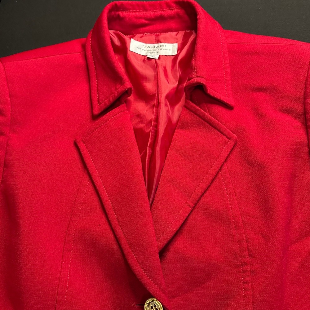 Tahari Arthur S. Levine Red Blazer Petite 16P Gold Button Zip Pocket 5285P097